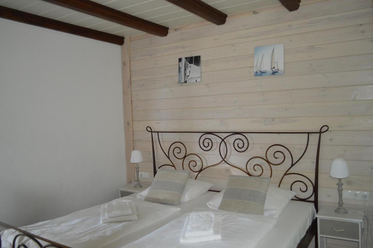 Jaeger Guesthouse アンネンハイム エクステリア 写真