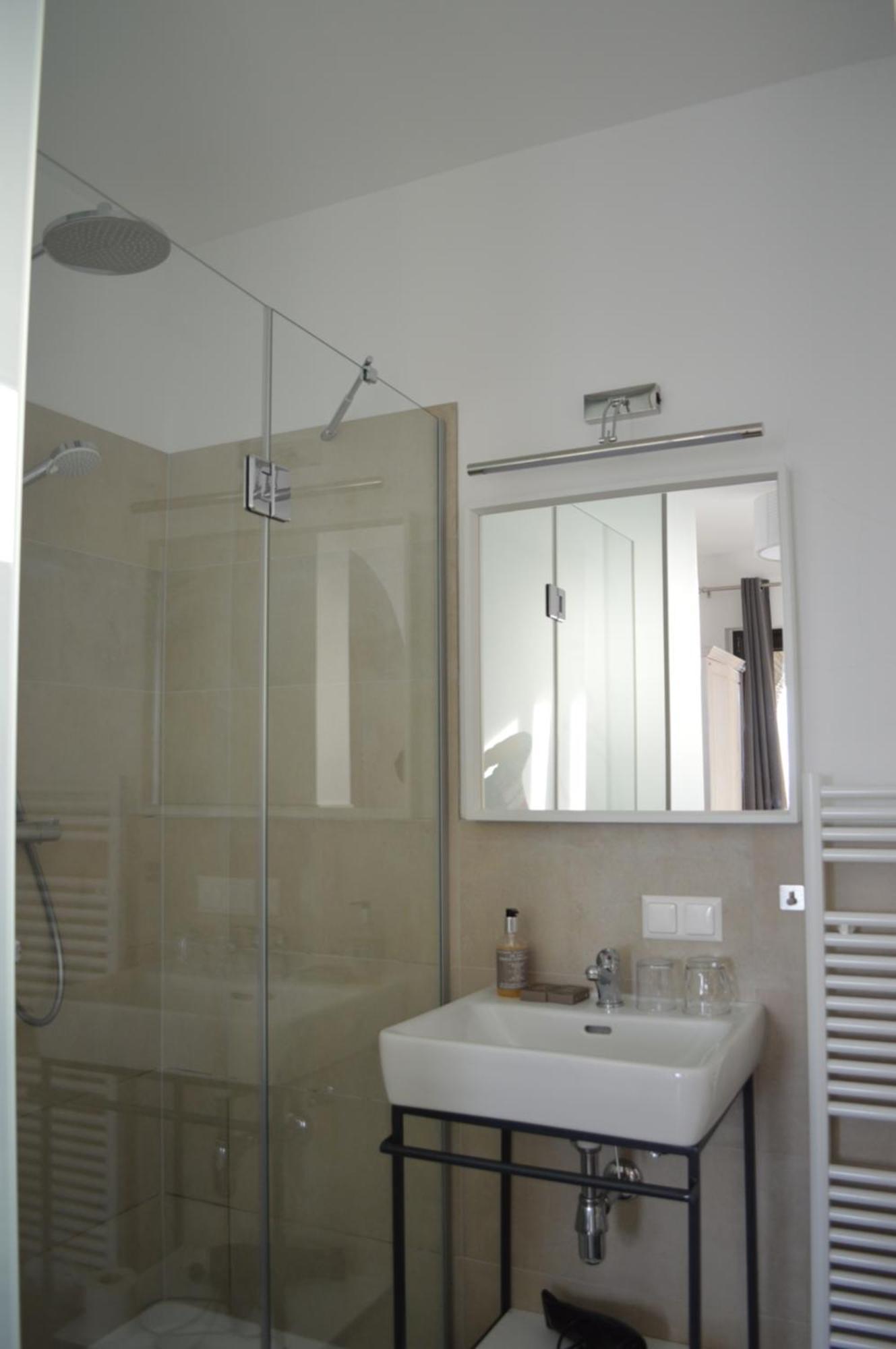 Jaeger Guesthouse アンネンハイム エクステリア 写真