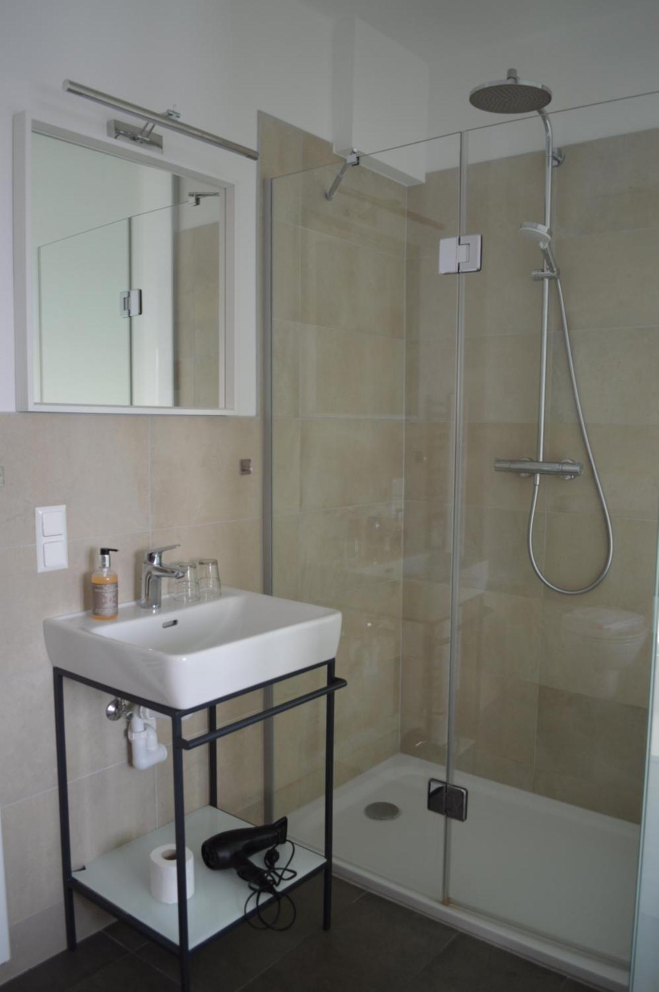 Jaeger Guesthouse アンネンハイム エクステリア 写真