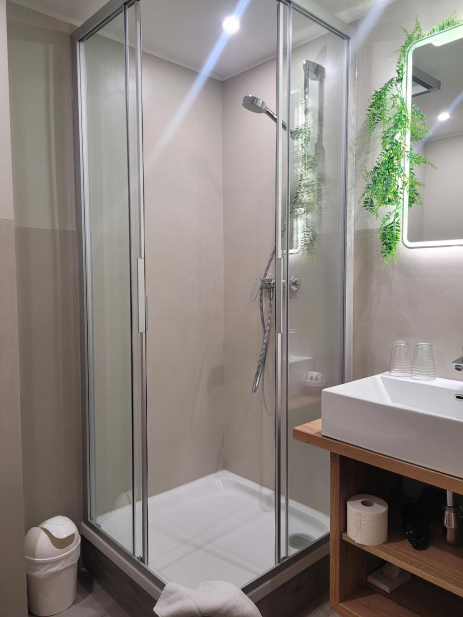 Jaeger Guesthouse アンネンハイム エクステリア 写真
