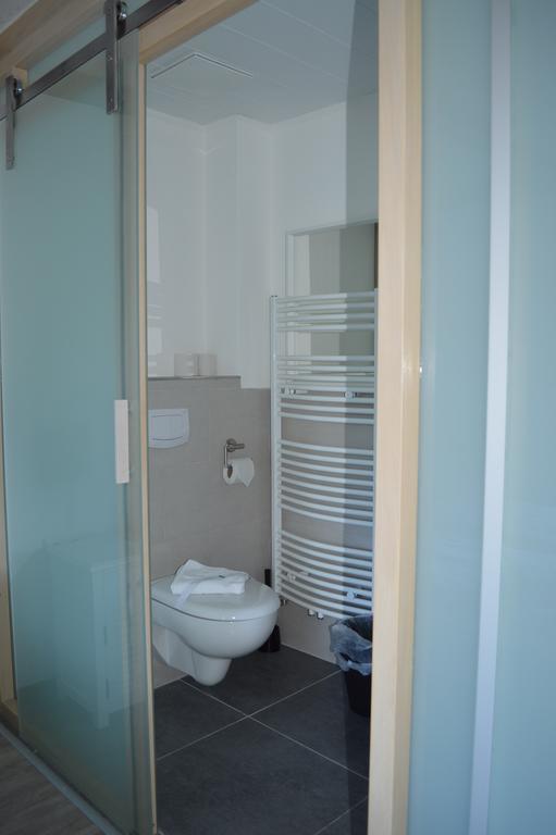 Jaeger Guesthouse アンネンハイム エクステリア 写真