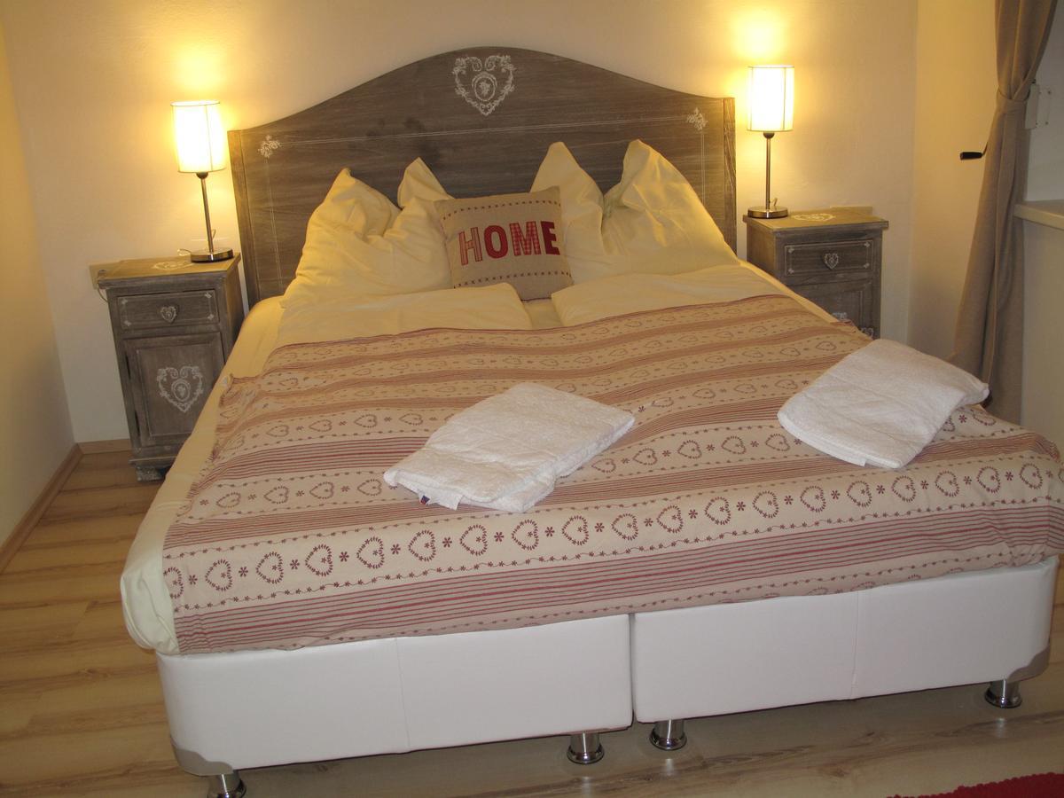Jaeger Guesthouse アンネンハイム エクステリア 写真
